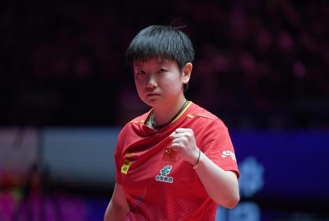 1746077403664062639.jpg (体育)(19)乒乓球——世界杯:孙颖莎夺得女单冠军XxjpseC007303_20250420_PEPFN0A001.jpg